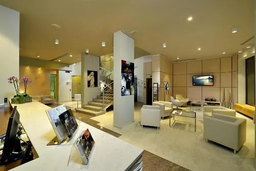 Aparthotel Residence Carlton Ferrara
