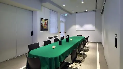 Residence Carlton Ferrara Aparthotel