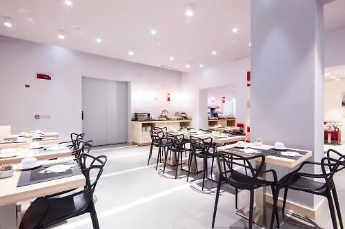 Residence Carlton Ferrara Aparthotel