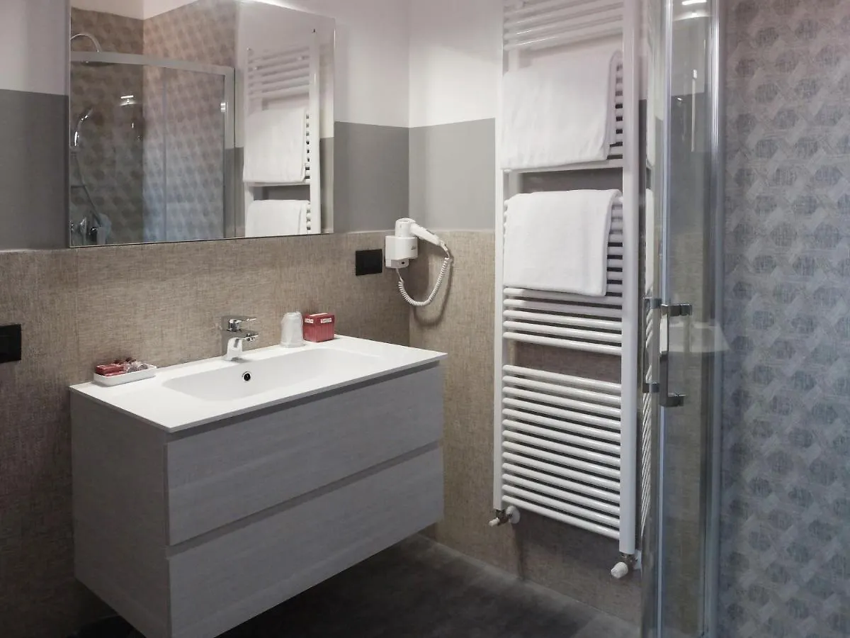 Residence Carlton Ferrara Aparthotel